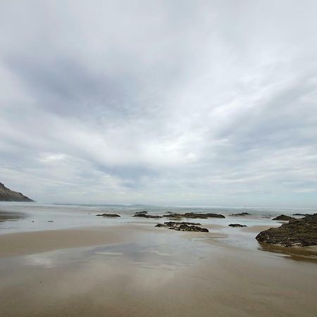 Herolds Bay Accommodation - Hiers Ons Weer Downstairs Екстериор снимка