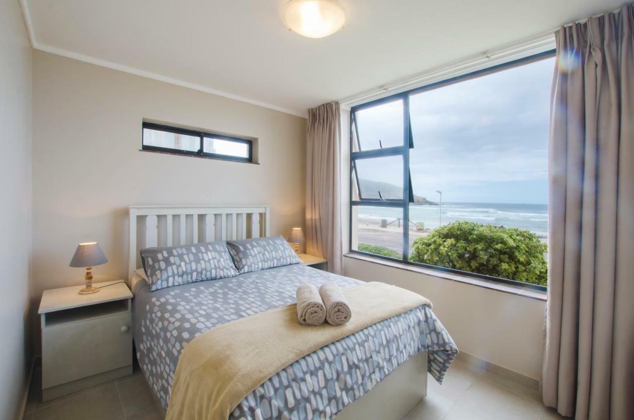 Herolds Bay Accommodation - Hiers Ons Weer Downstairs Екстериор снимка